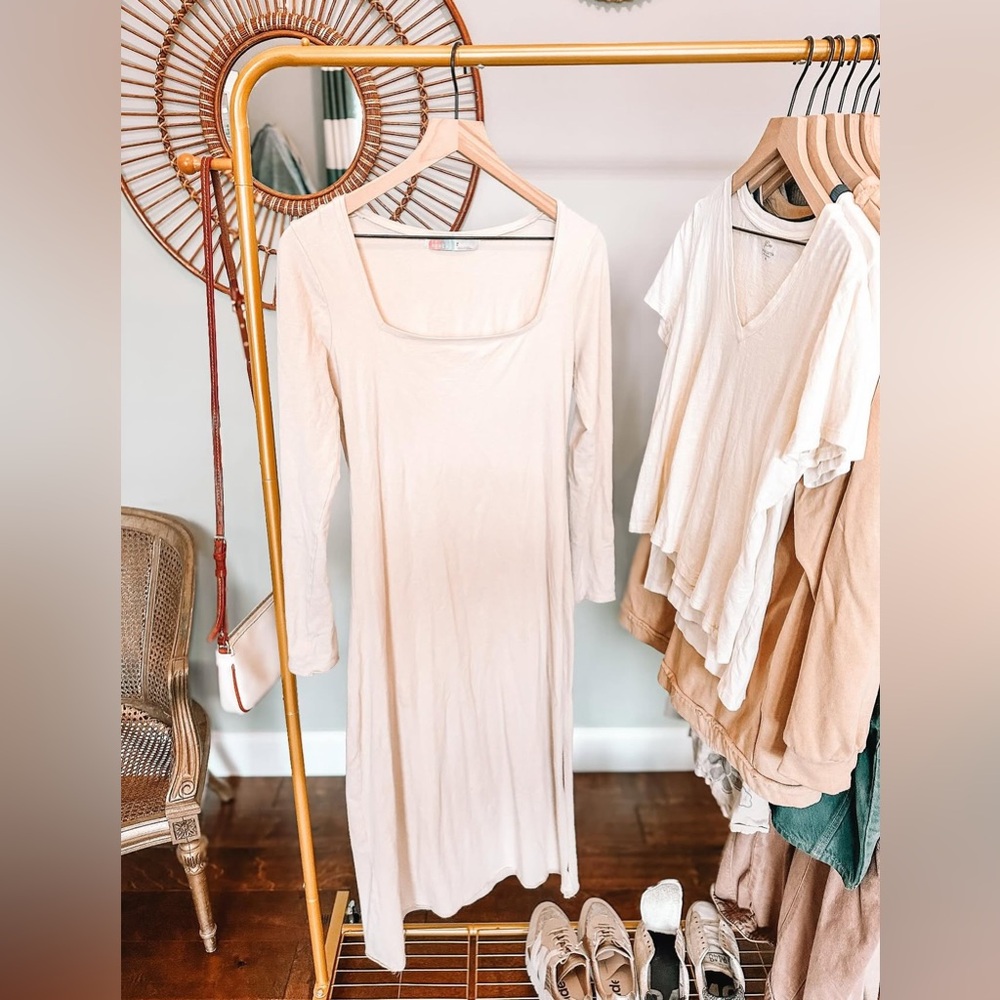 Iris Long Sleeve Maxi Dress